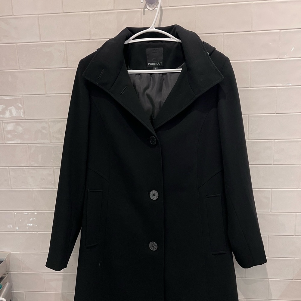 Portrait Women's Black Coat